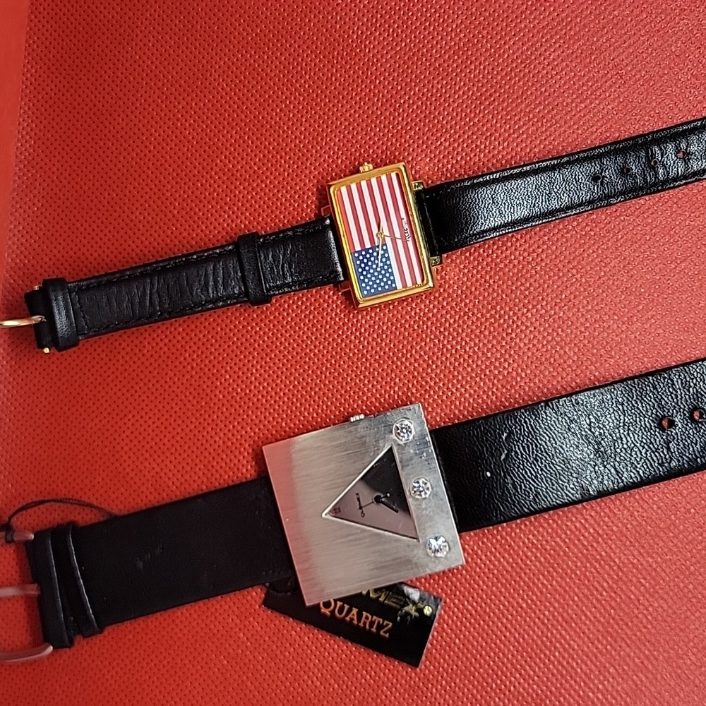 Set of 2 watches